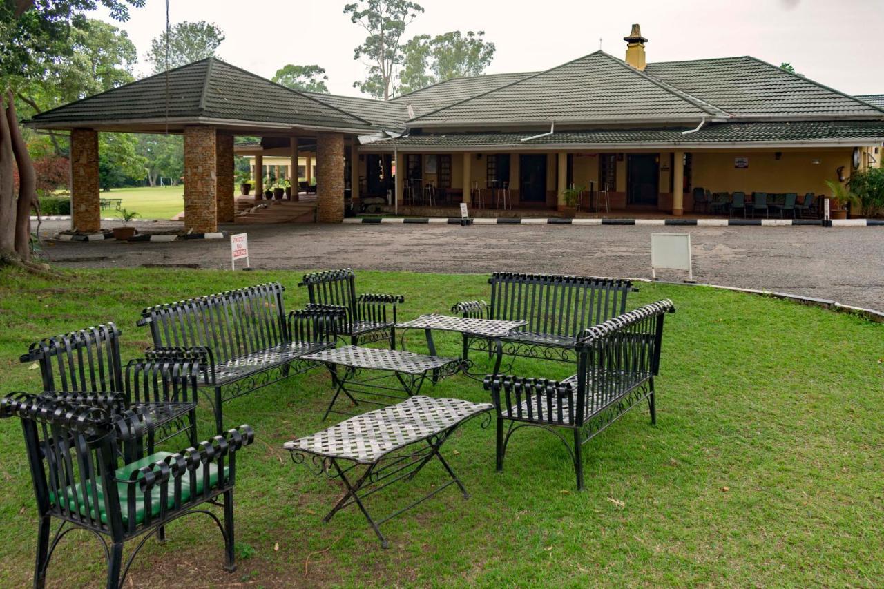 Mountains Of The Moon Hotel Fort Portal Exterior foto